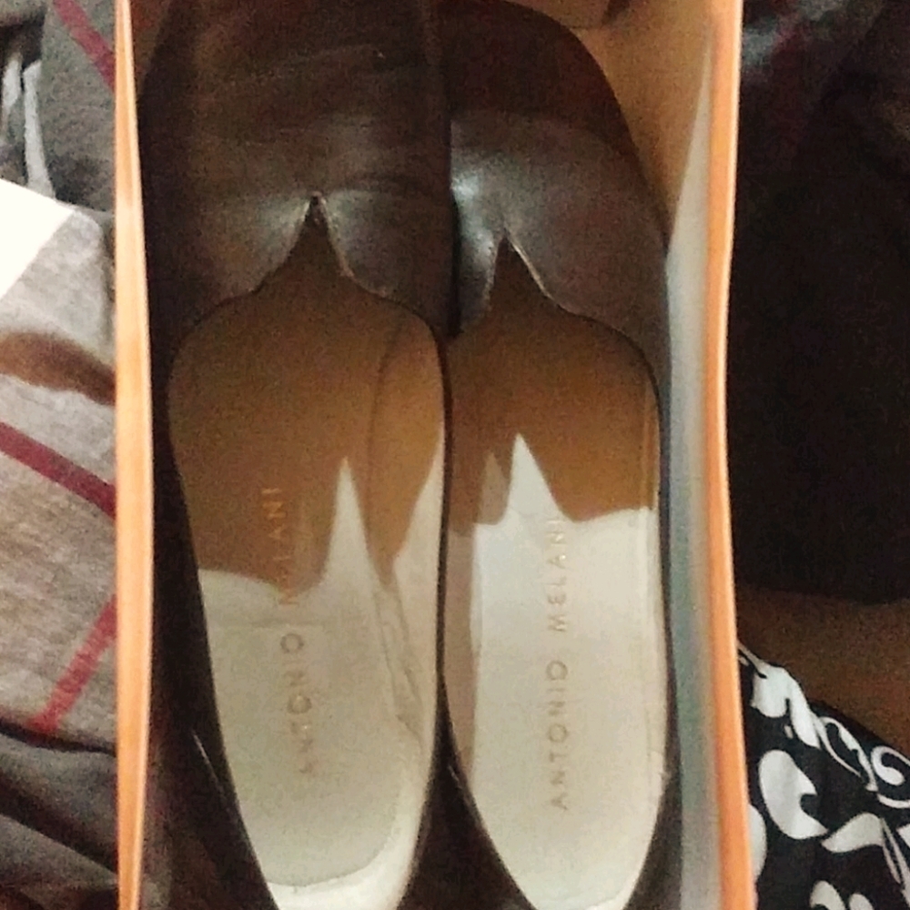 Antonio Melani size 9 loafers
